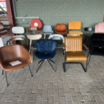 Ca. 17x Diverse barkrukken, fauteuils en stoelen, O.a. Zuiver En Dutch